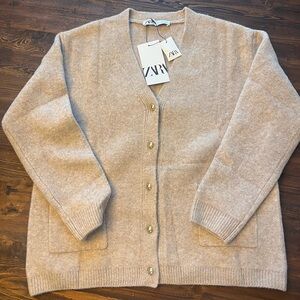 Zara Women's Beige Sweater